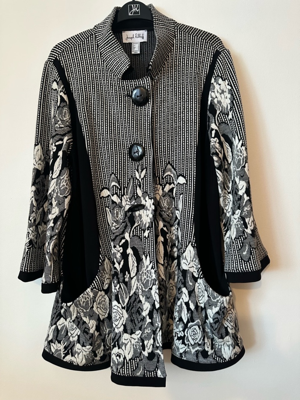 Elegant Black & White Floral Knit Jacket - Joseph Ribkoff